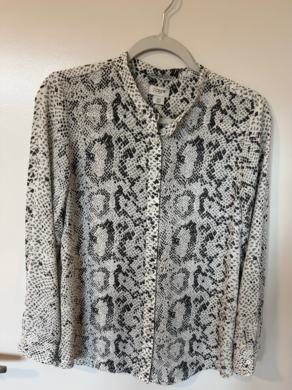 NEW J. Crew Snakeskin Button-Up Blouse - Size XXS - Picture 4 of 8